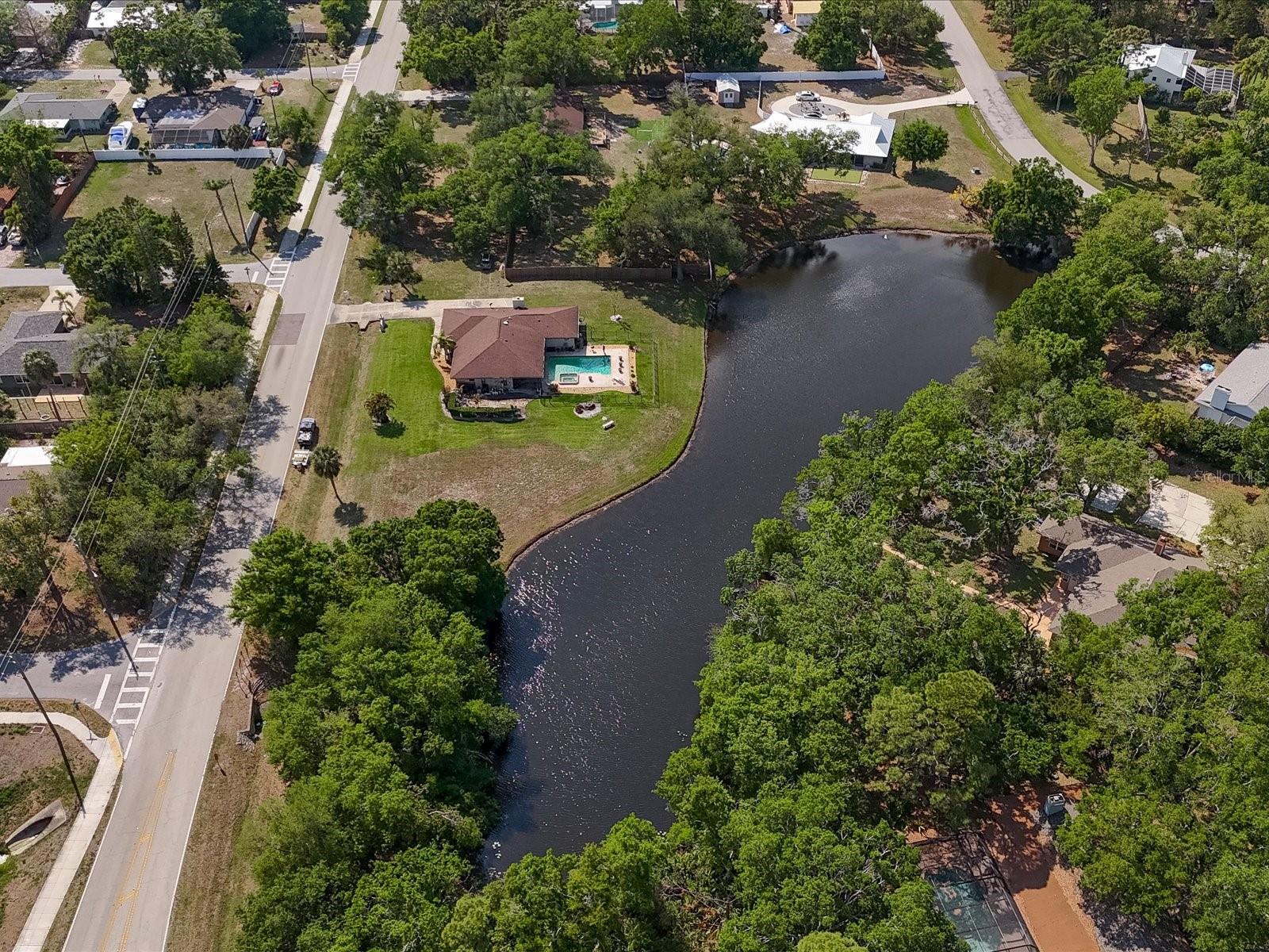 3927 DESOTO RD — photo 58