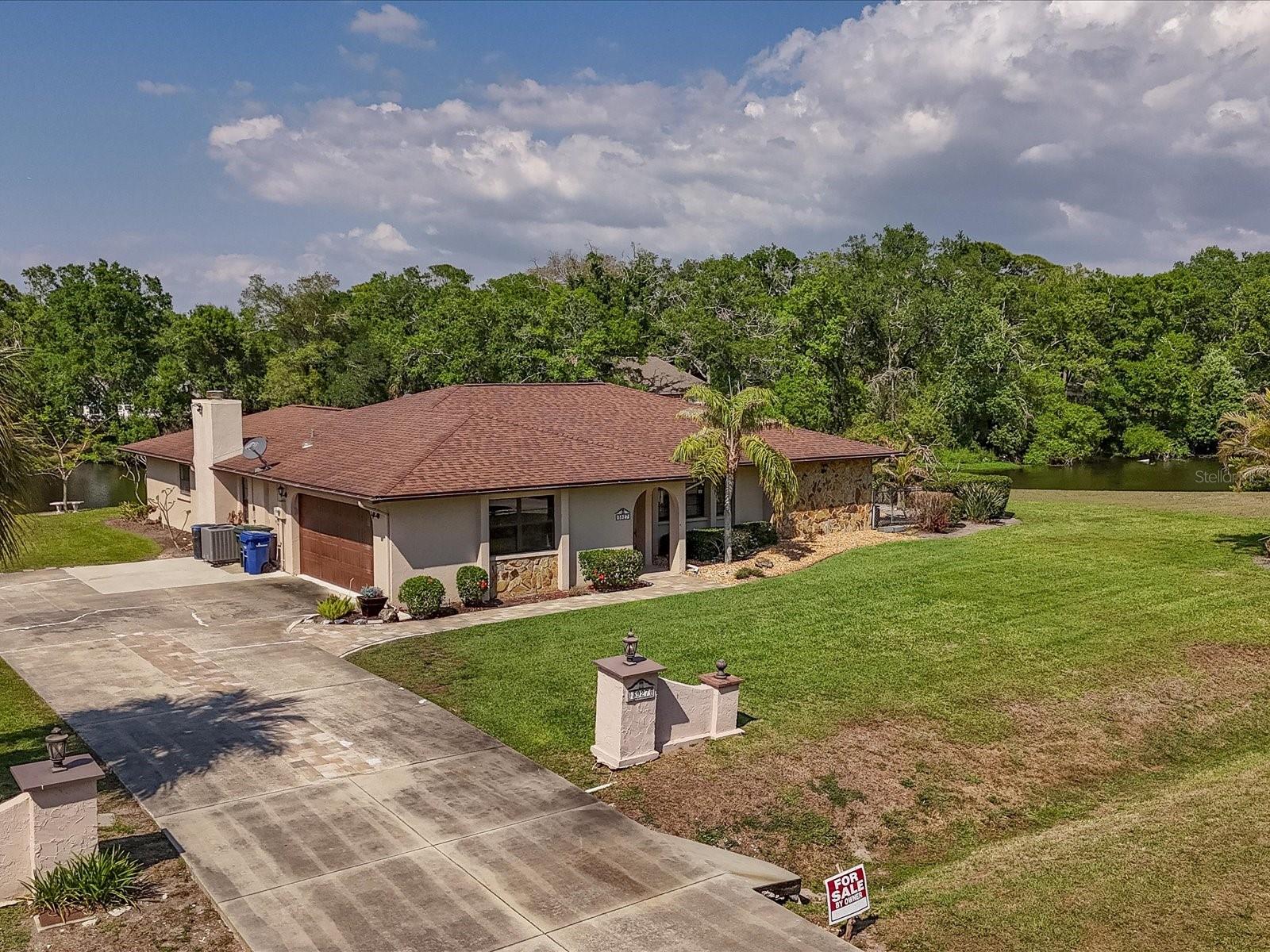 3927 DESOTO RD — photo 8