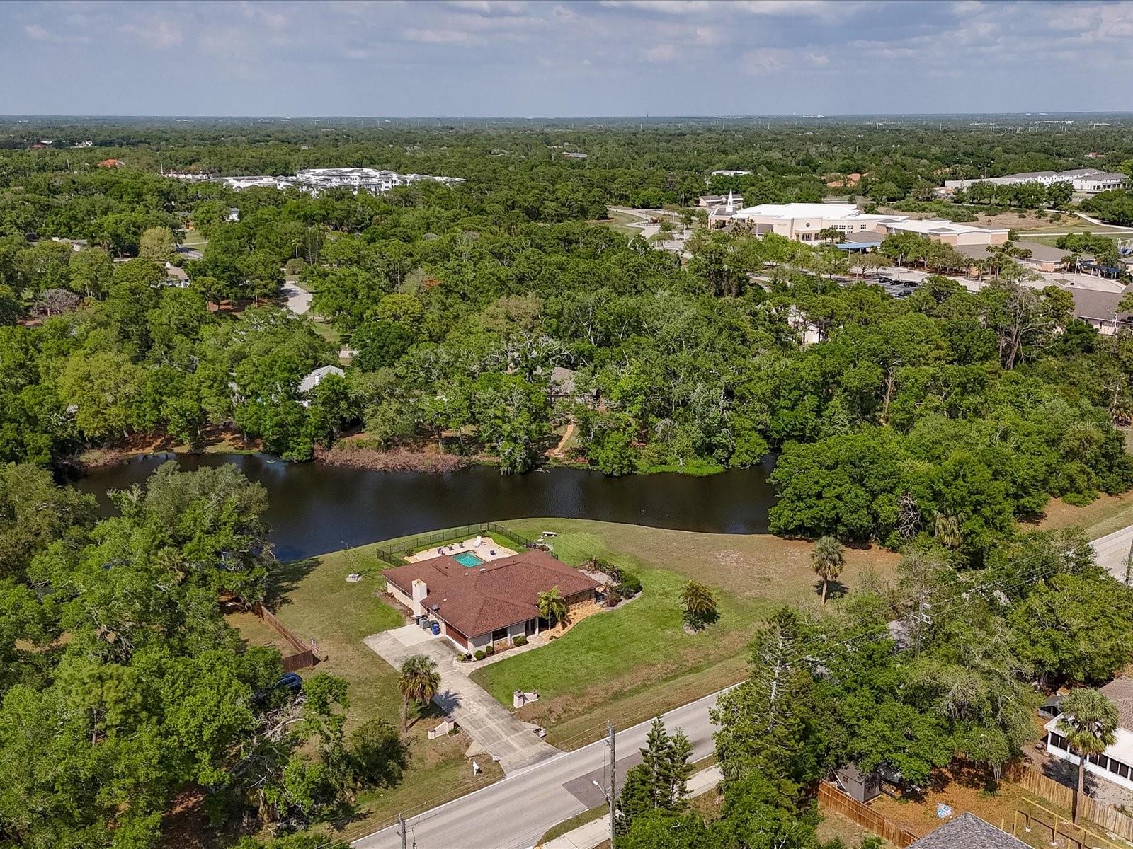 3927 DESOTO RD — photo 3