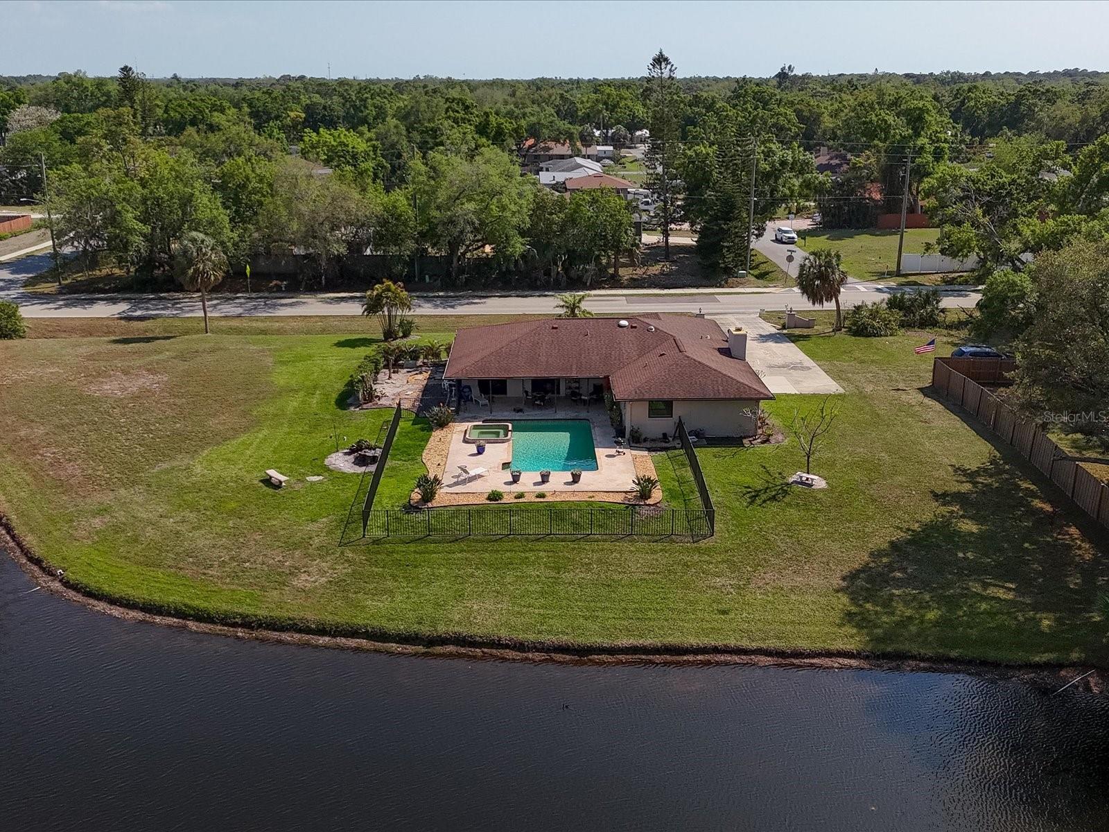 3927 DESOTO RD — photo 64