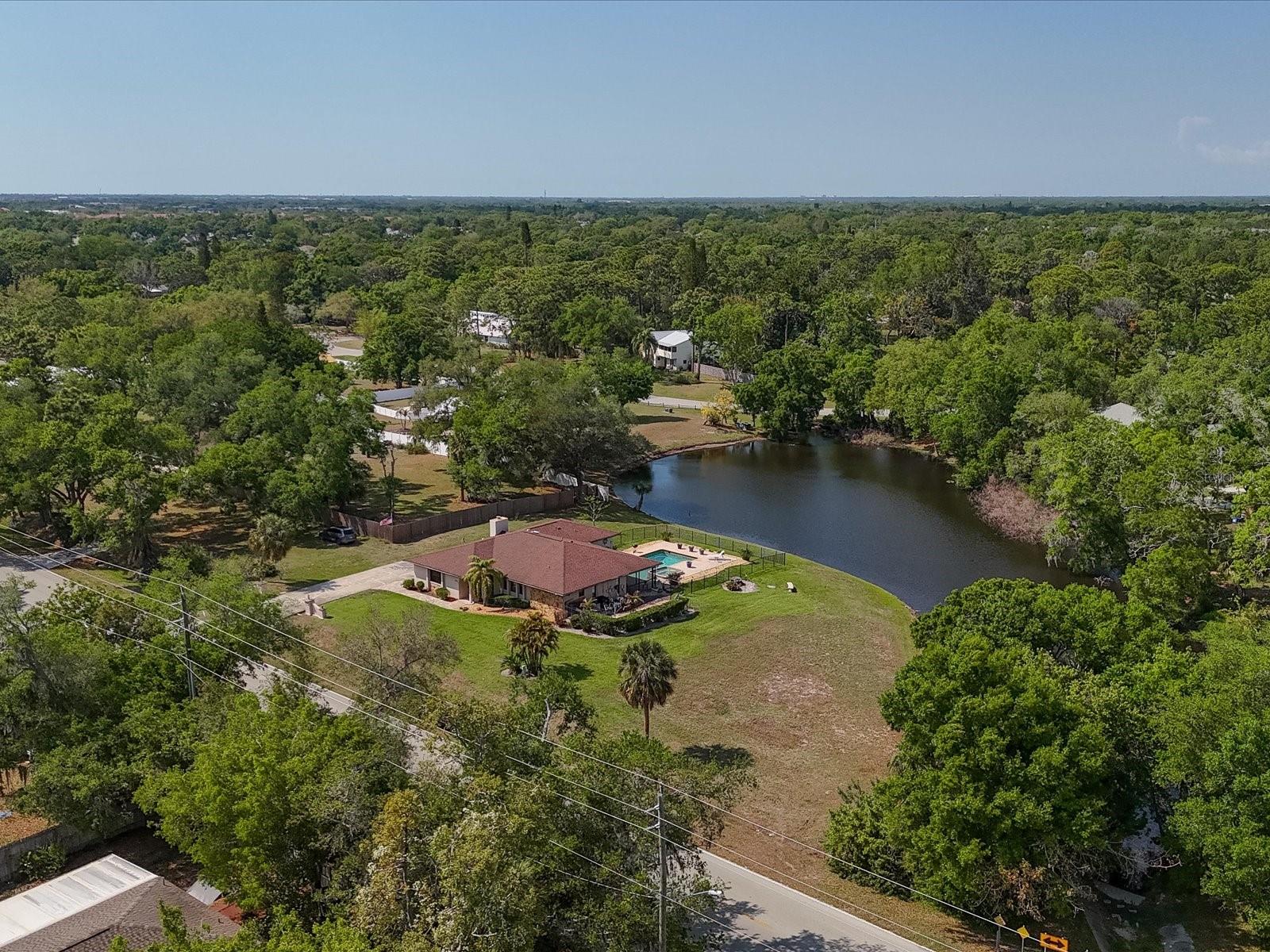 3927 DESOTO RD — photo 4