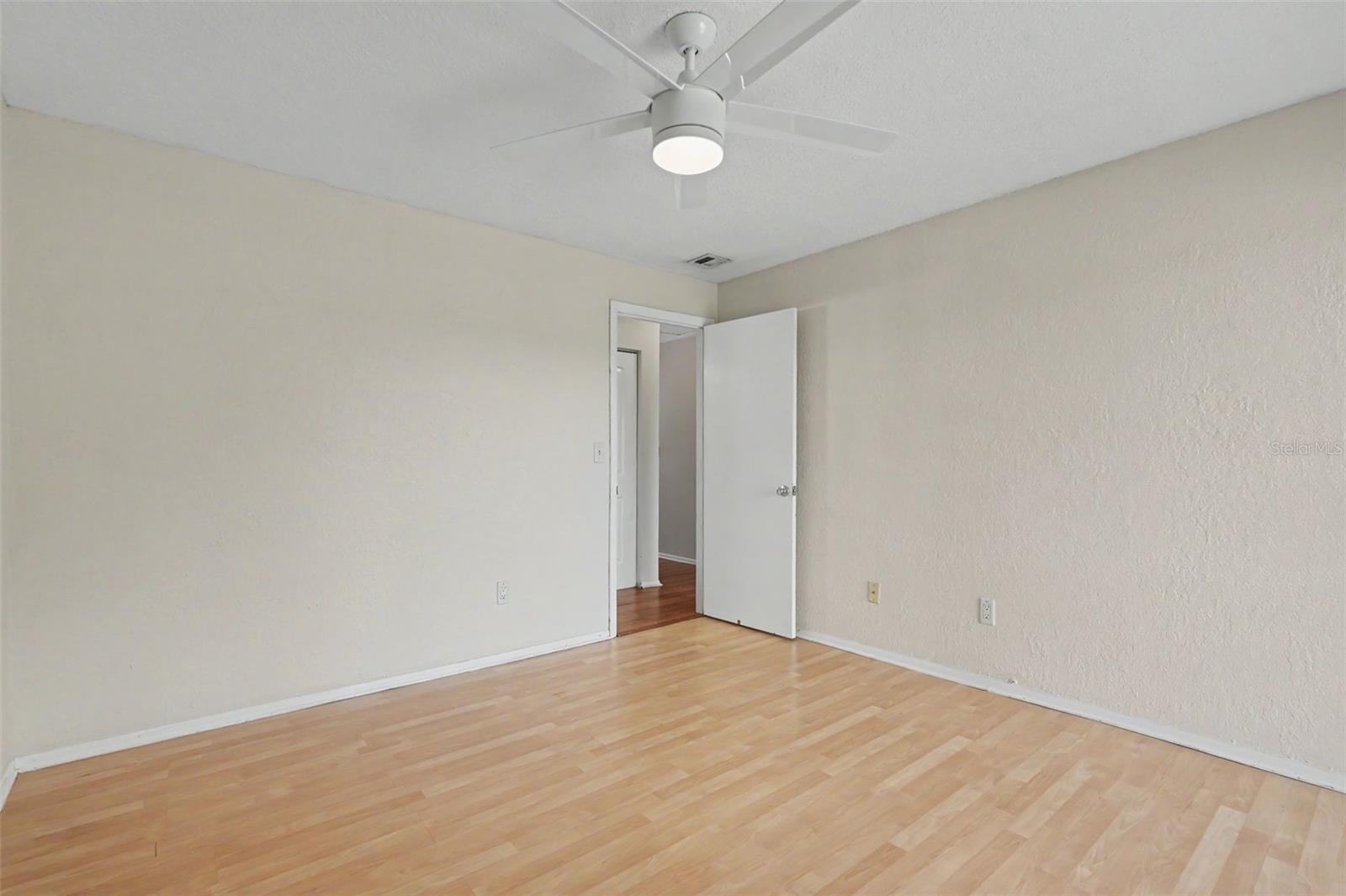 7322 STONE HAVEN CT N #7322 — photo 26