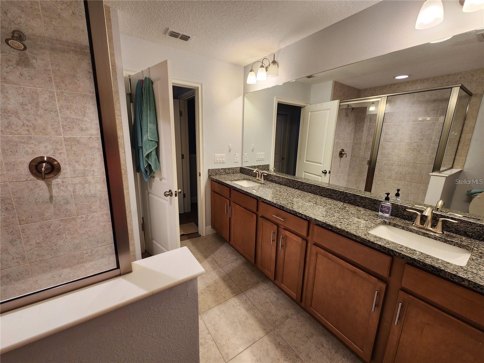 5514 VIOLA LEE WAY — photo 9