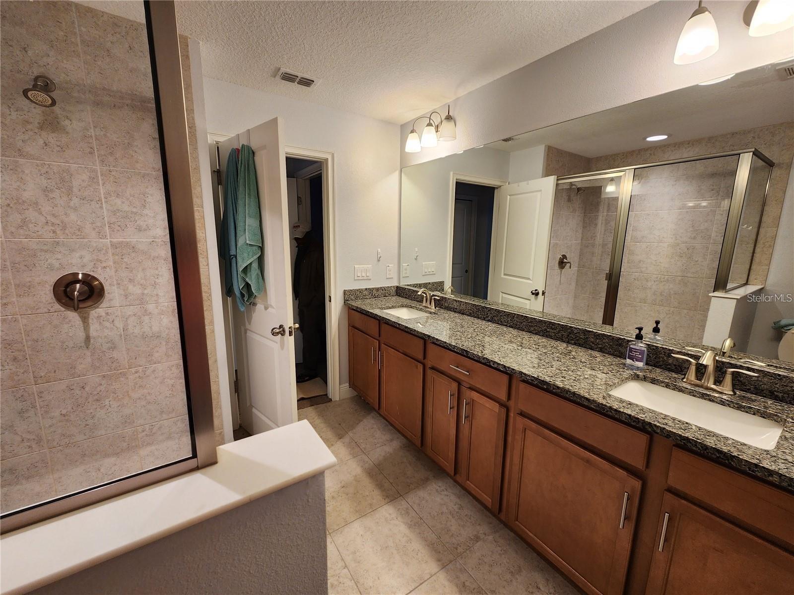 5514 VIOLA LEE WAY — photo 15