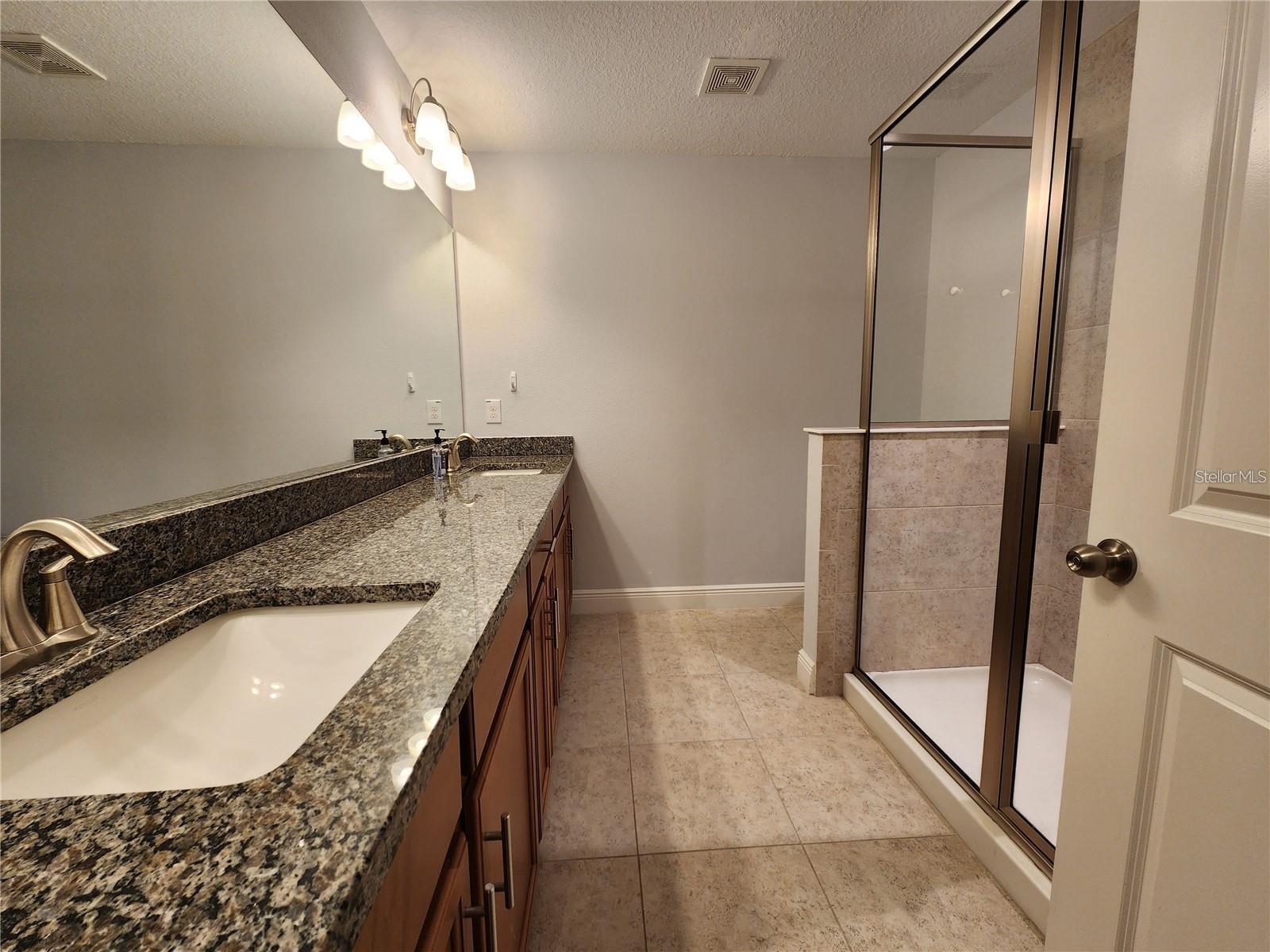 5514 VIOLA LEE WAY — photo 13