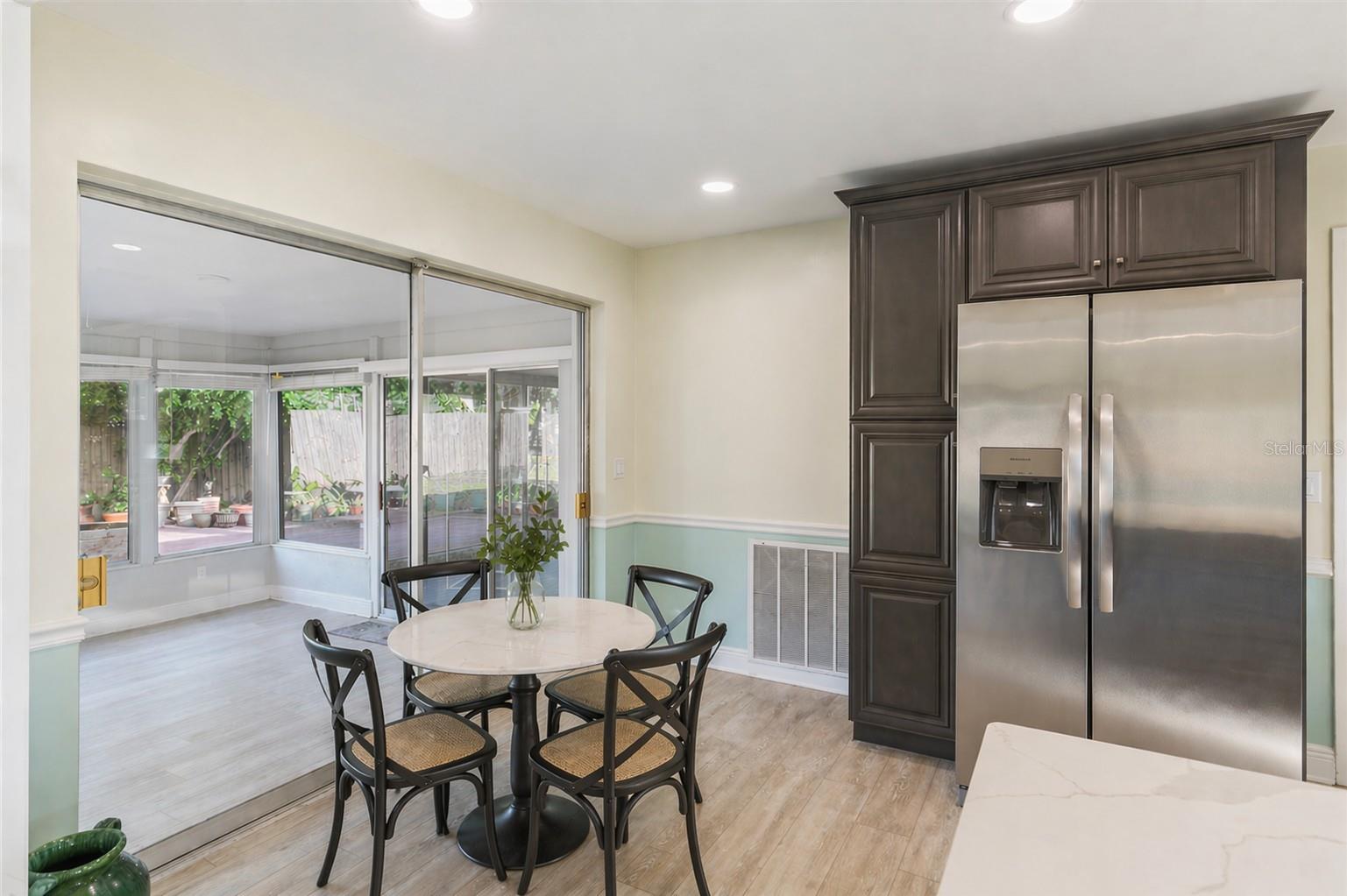 1109 S SAN REMO AVE — photo 13