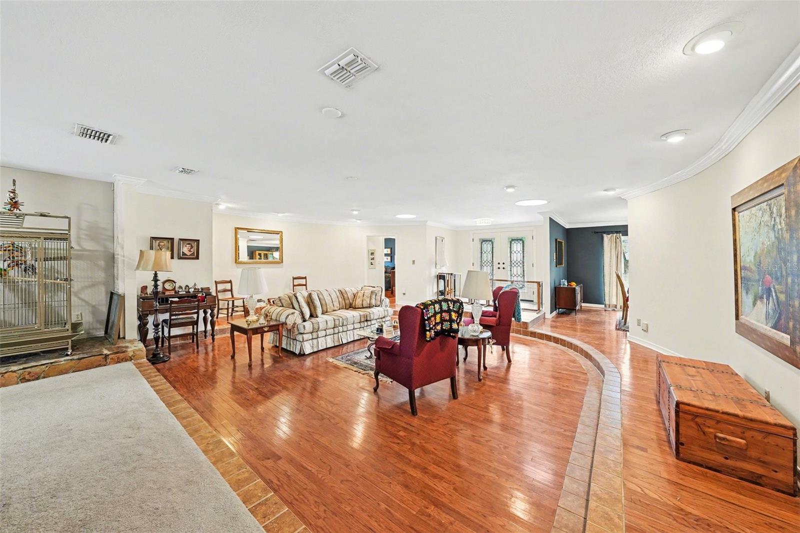 1009 MORFIELD LN — photo 9