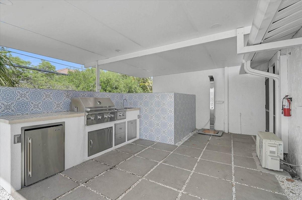 3515 LA PALOMA AVE — photo 18
