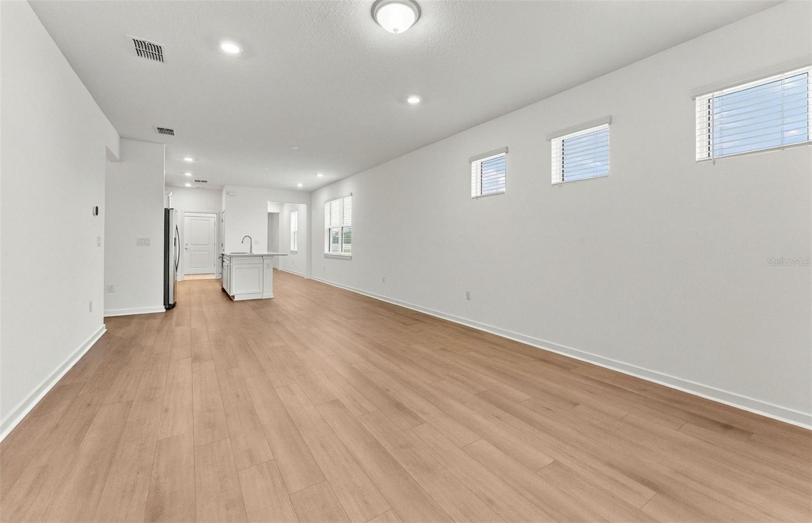 15029 SUNBEAM ST — photo 6