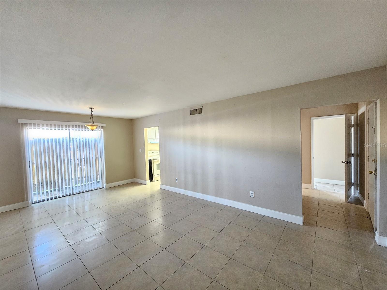 7602 POWHATAN AVE W #3 — photo 3