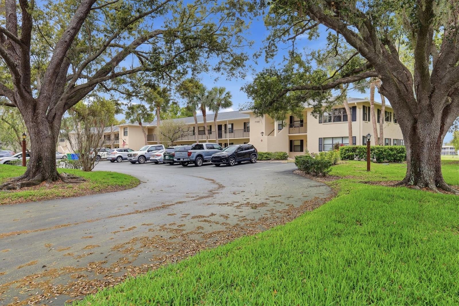 7130 FAIRWAY BEND LN #291 — photo 2