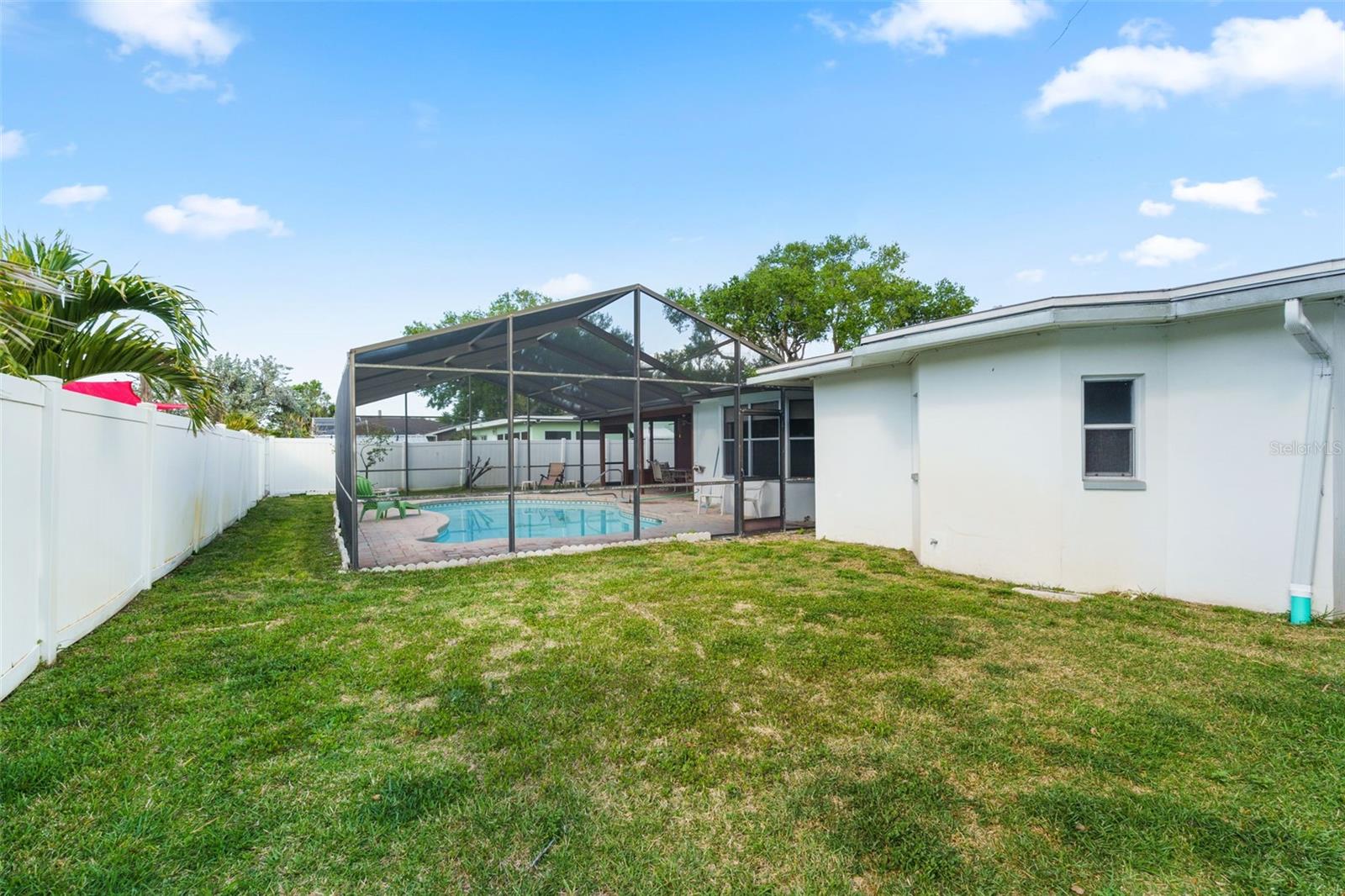 1768 HARBOR CIR E — photo 27