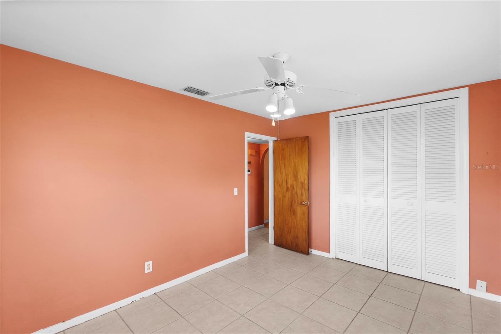 1768 HARBOR CIR E — photo 21