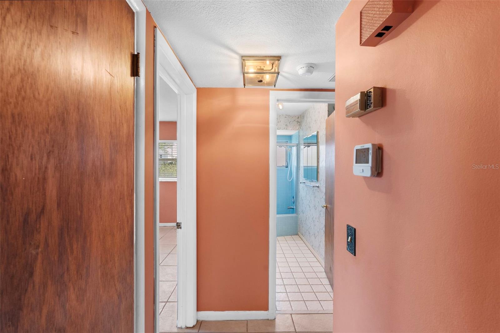 1768 HARBOR CIR E — photo 18