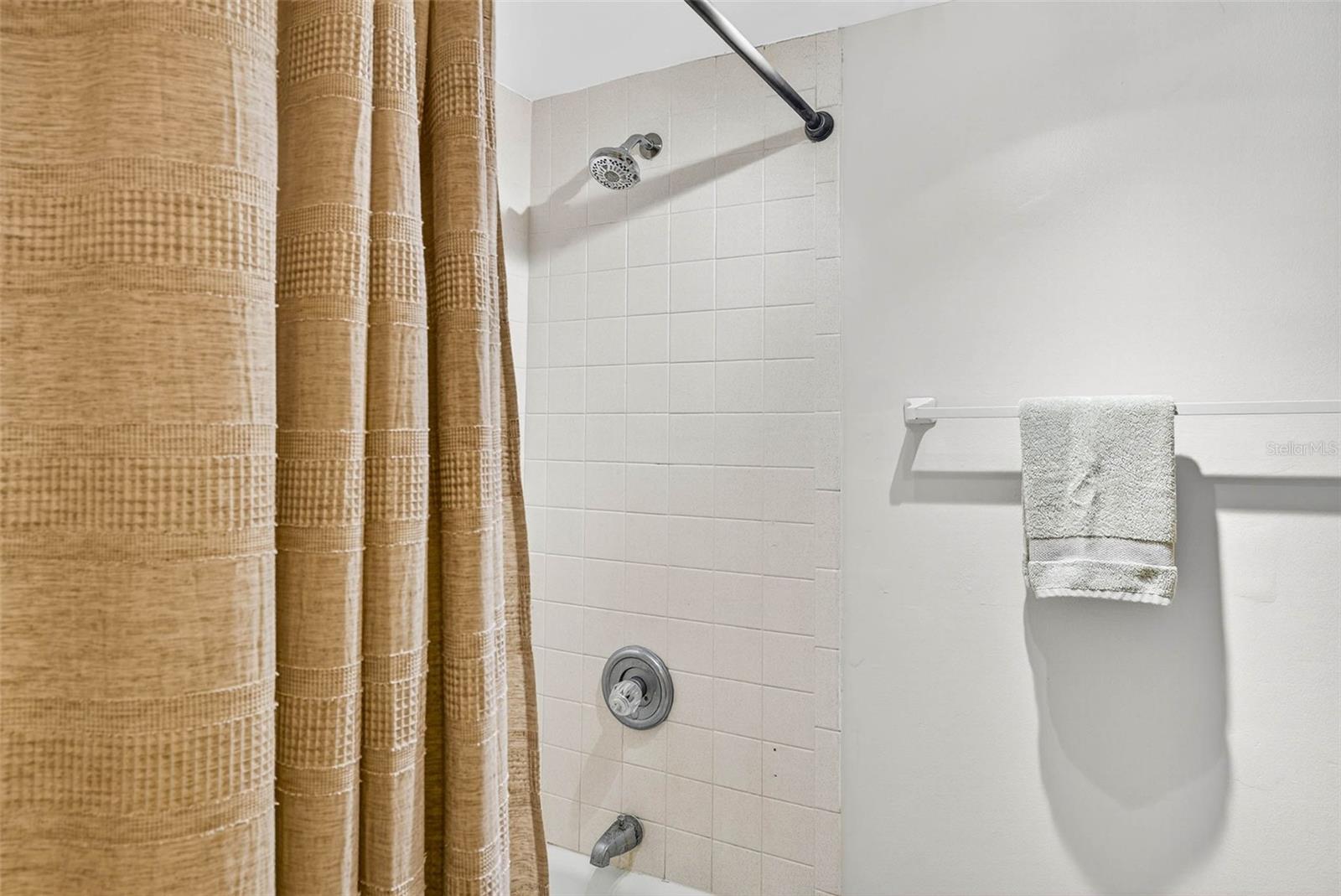 2614 COVE CAY DR #405 — photo 15