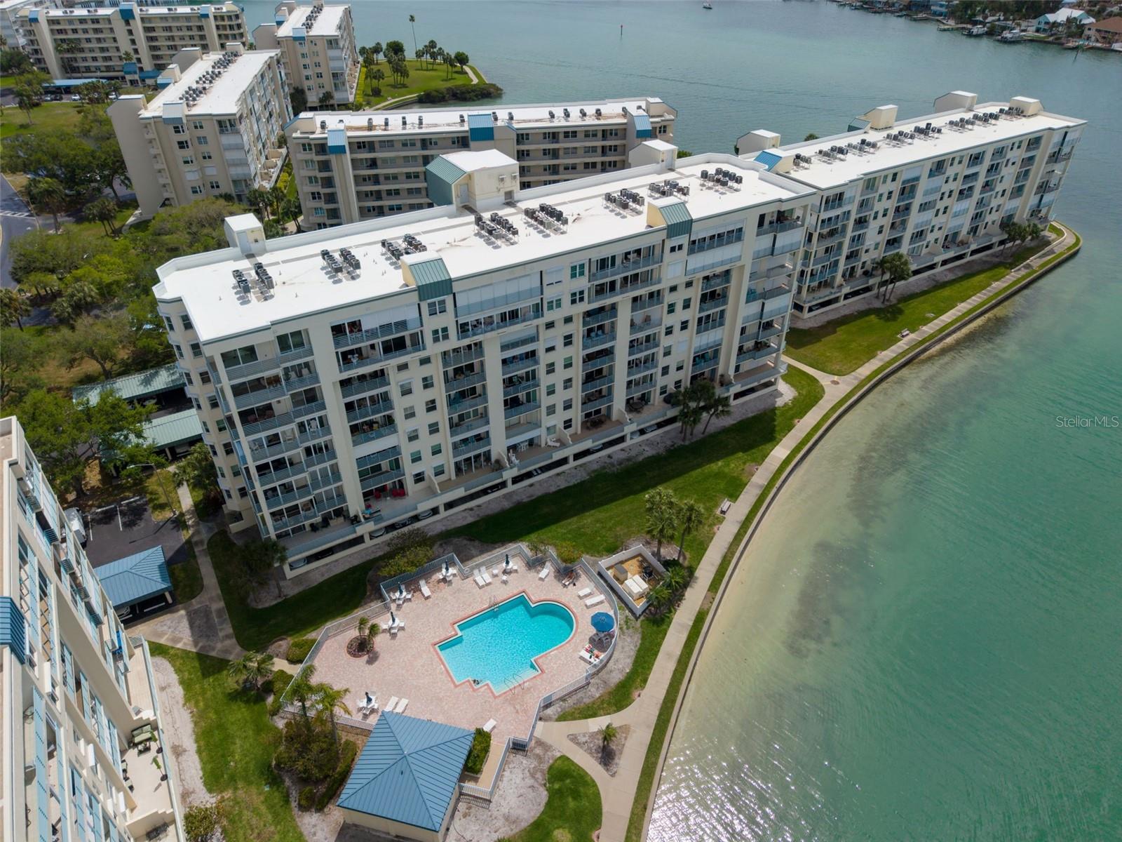 7932 SAILBOAT KEY BLVD S #402 — photo 31