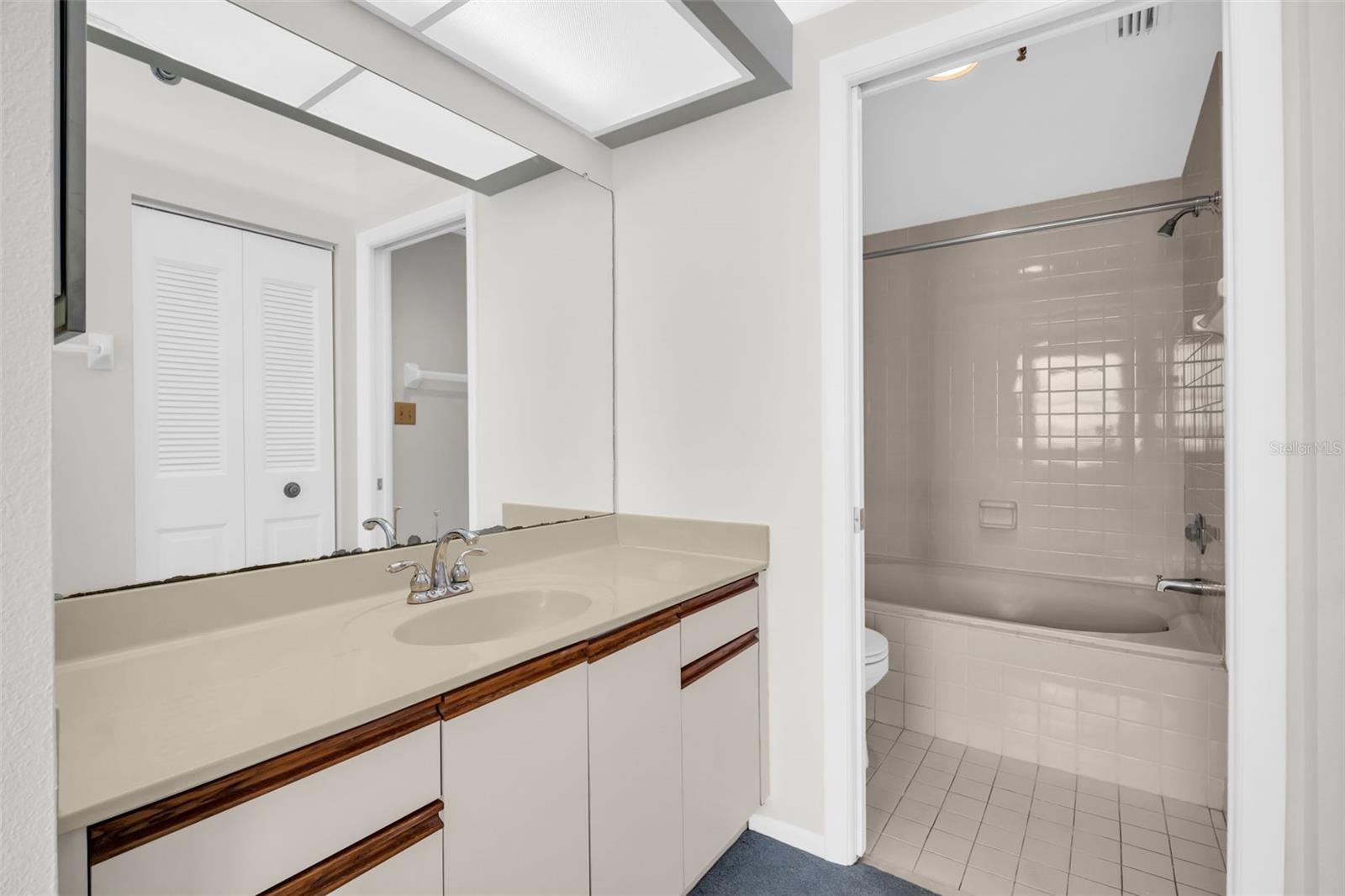 7932 SAILBOAT KEY BLVD S #402 — photo 18