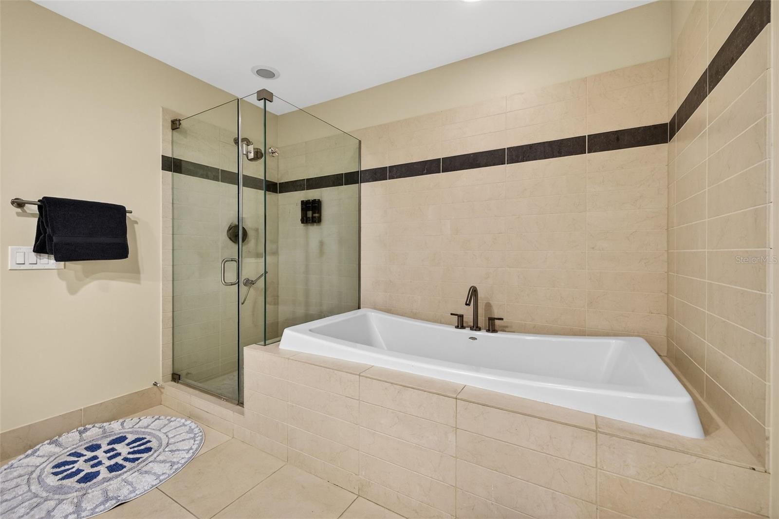 175 1ST ST S #3102 — photo 32
