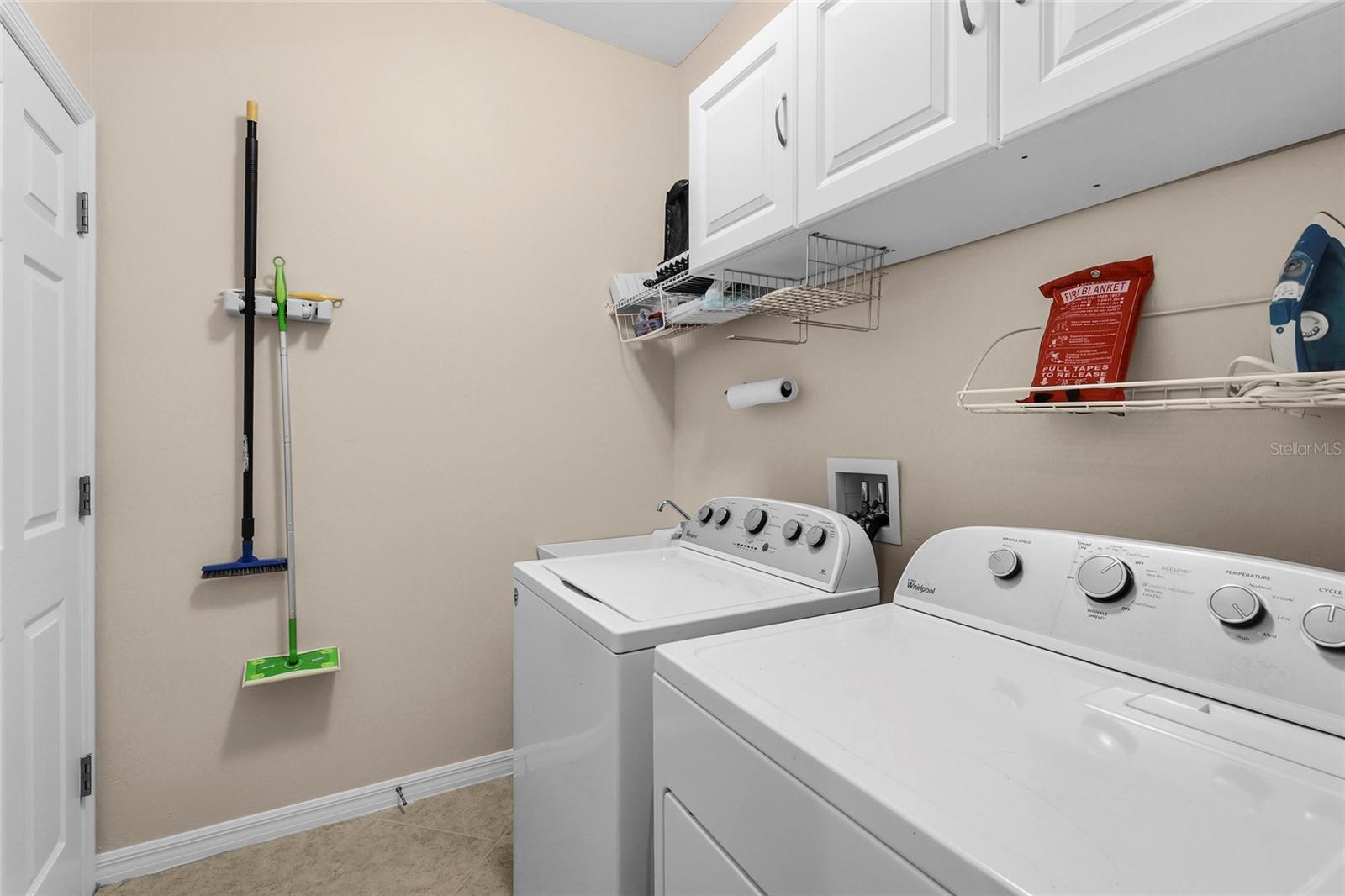 6240 FALCON LAIR DR — photo 43