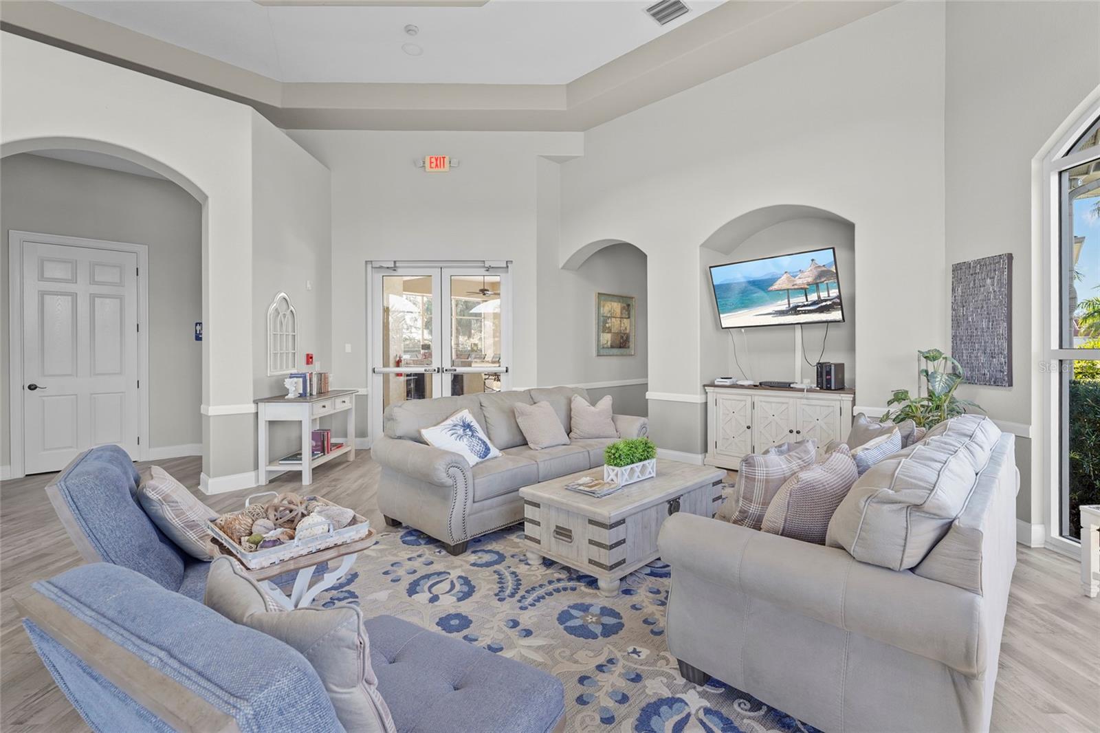 6240 FALCON LAIR DR — photo 78