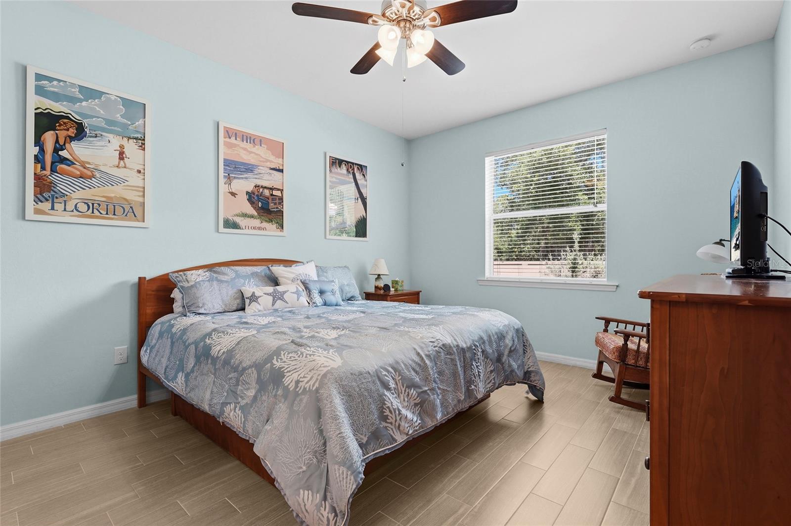6240 FALCON LAIR DR — photo 8