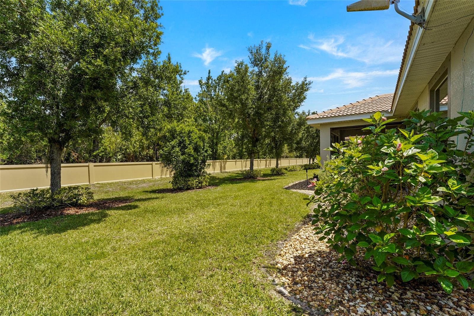6240 FALCON LAIR DR — photo 51