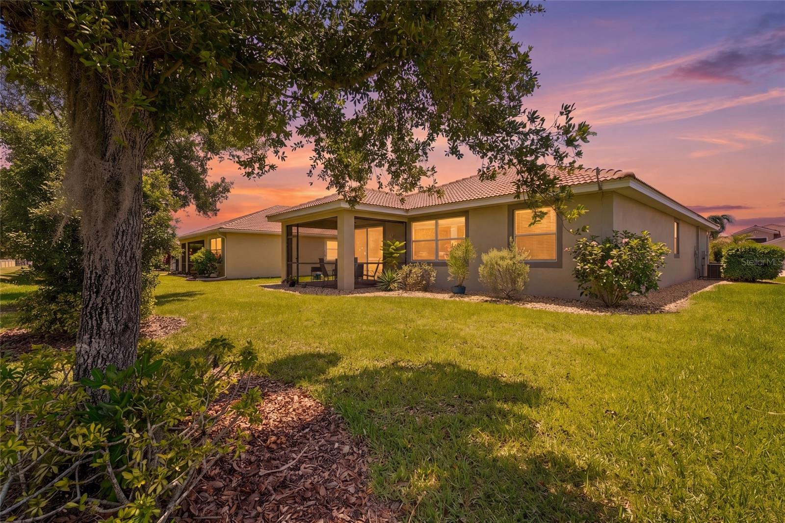 6240 FALCON LAIR DR — photo 13