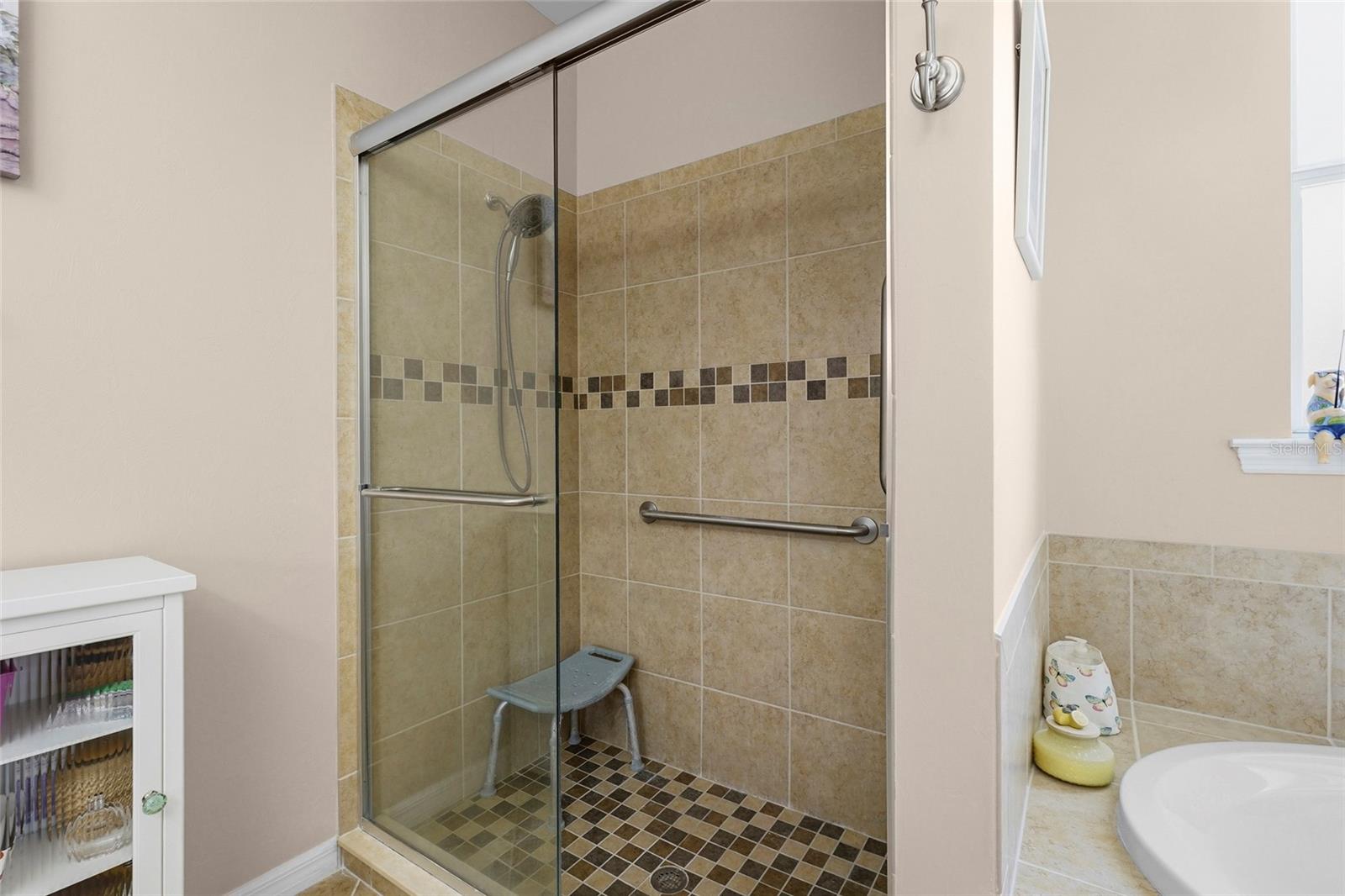 6240 FALCON LAIR DR — photo 35