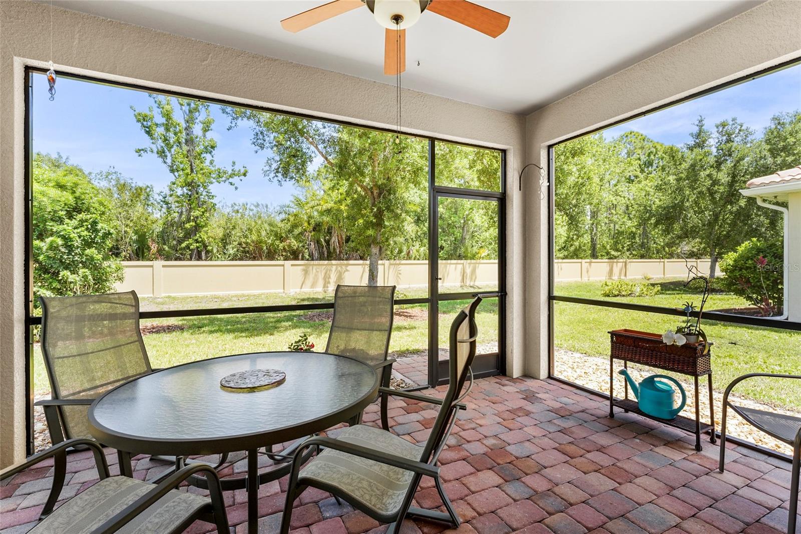 6240 FALCON LAIR DR — photo 12