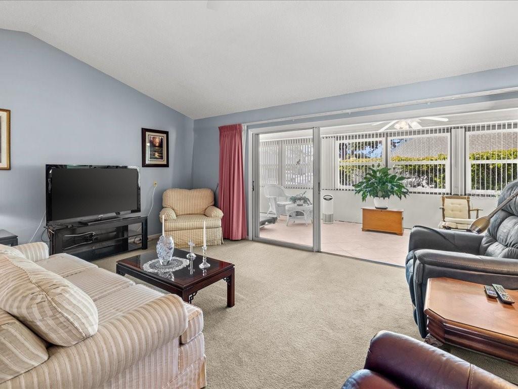 322 FALLING WATERS LN #163 — photo 3