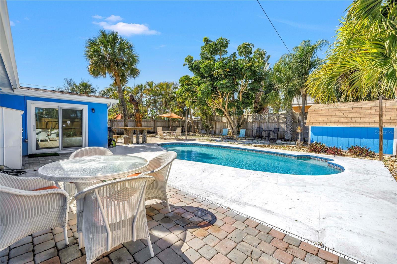 6892 GULF WINDS DR #2 — photo 34