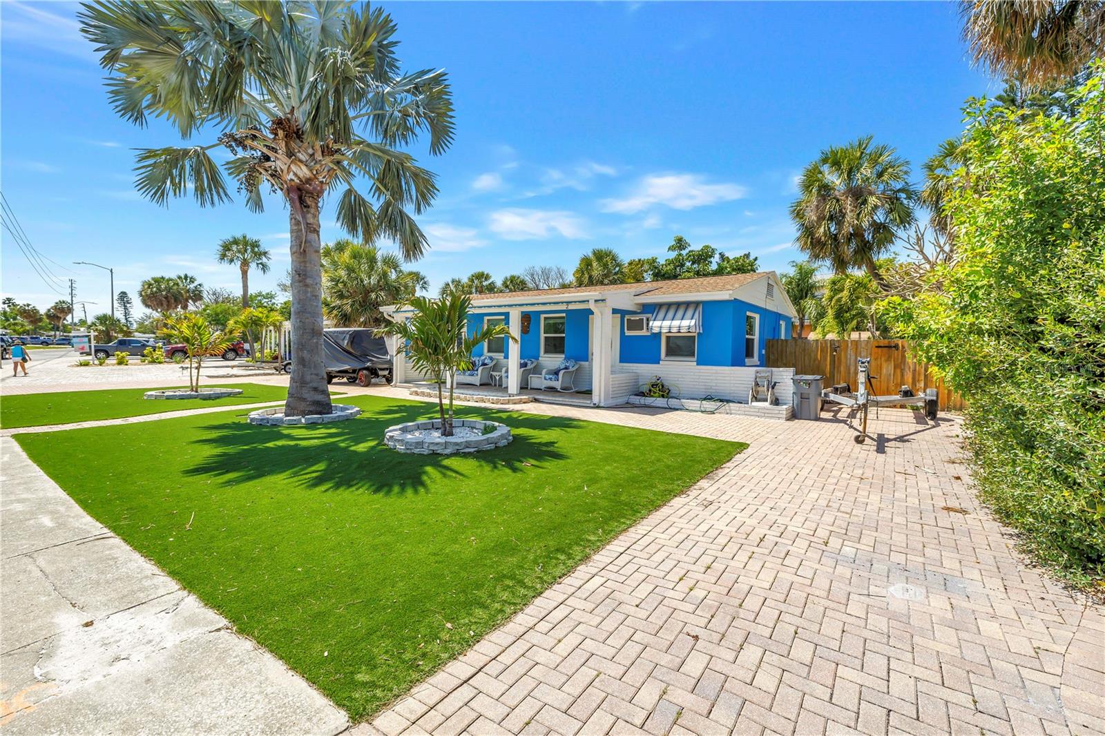 6892 GULF WINDS DR #2 — photo 29