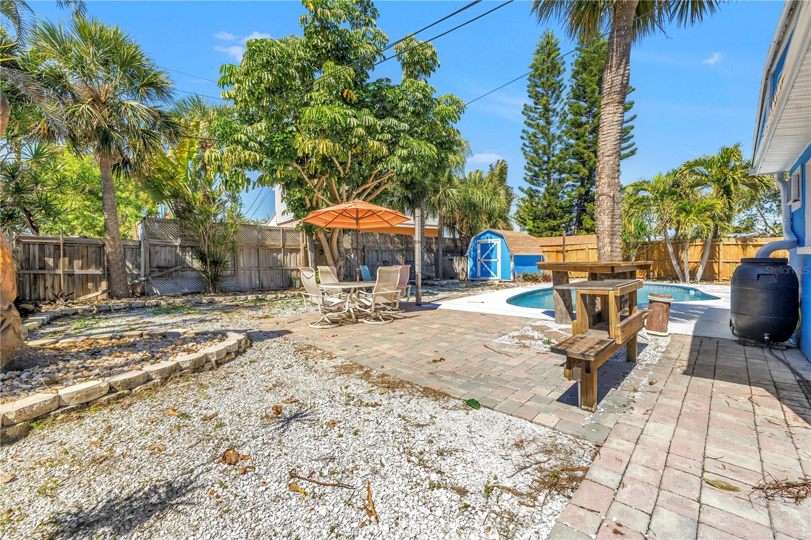 6892 GULF WINDS DR #2 — photo 42