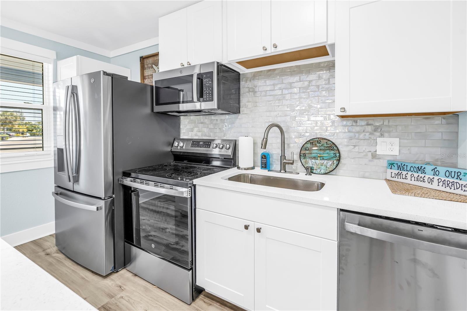 6892 GULF WINDS DR #2 — photo 15