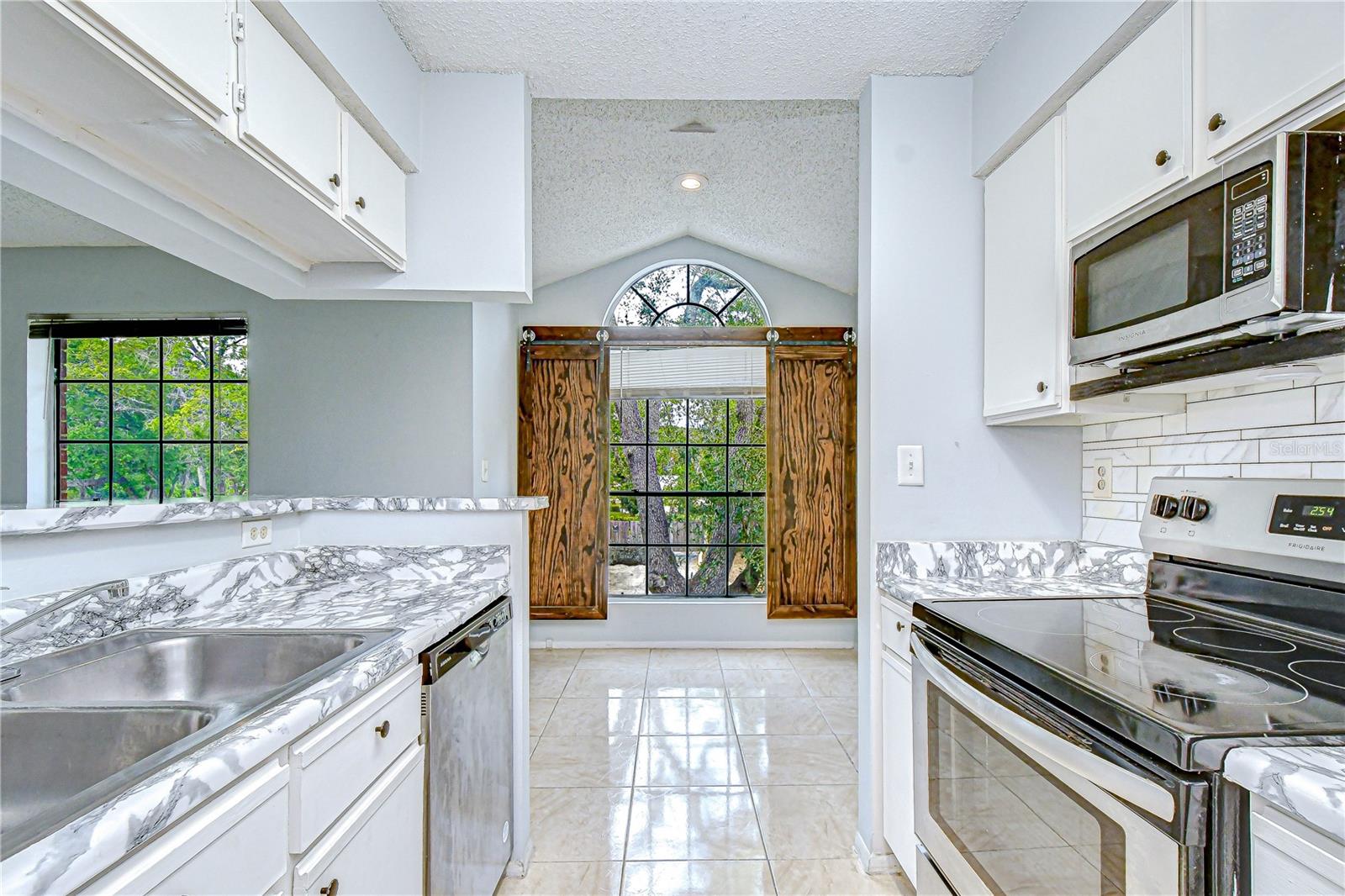 8723 FANCY FINCH DR #201 — photo 11