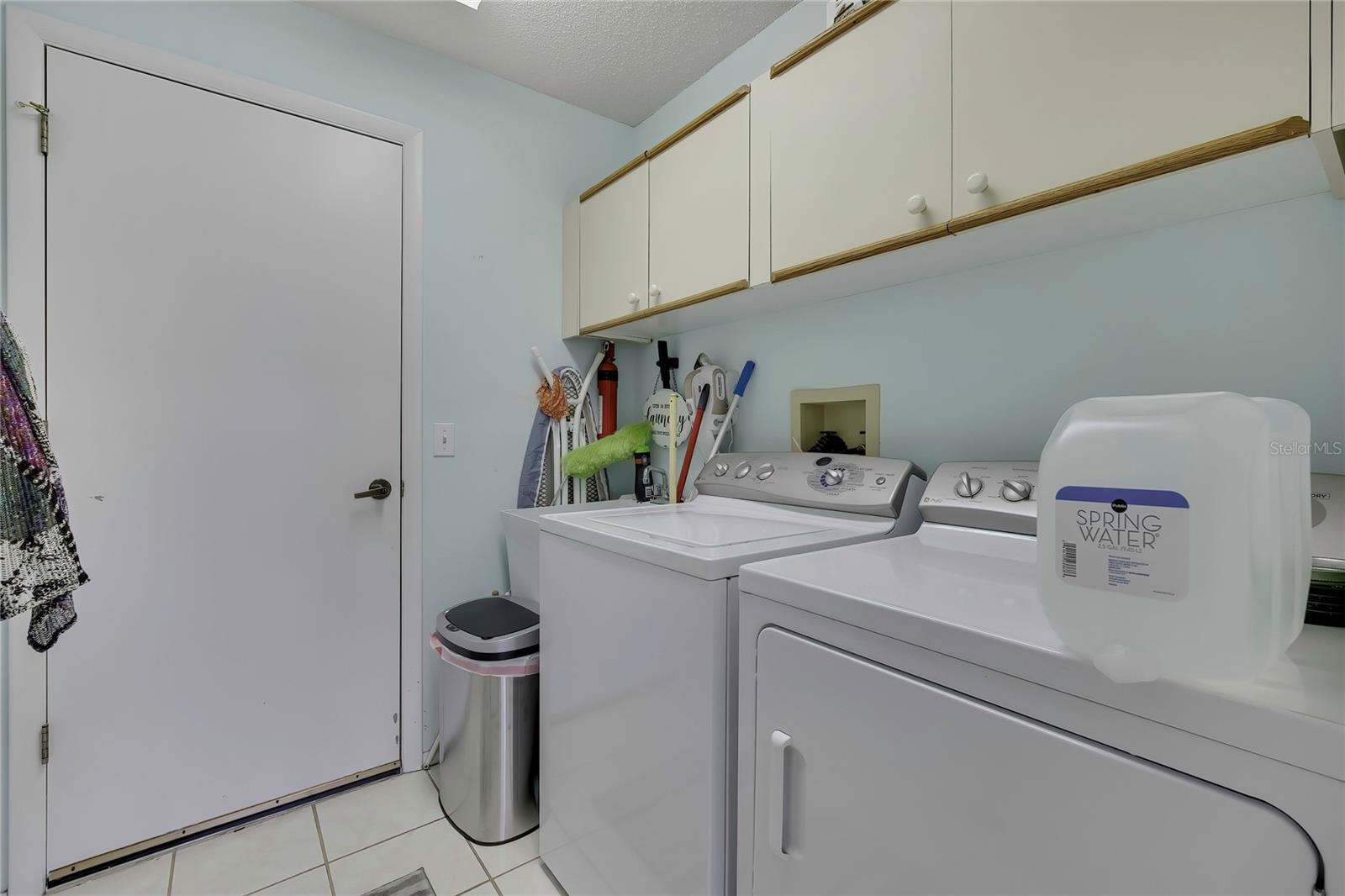 6447 PINE WALK DR — photo 17