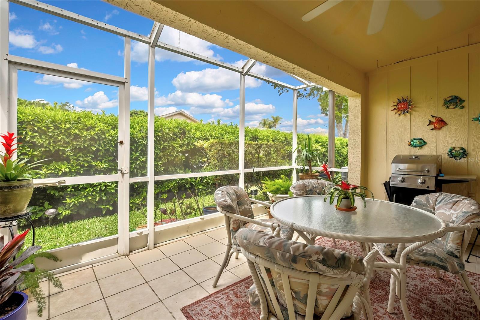 6447 PINE WALK DR — photo 19