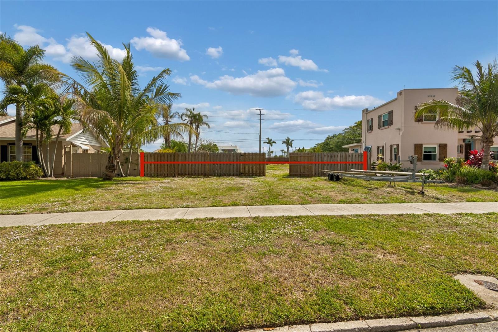 603 CASABELLA DR — photo 2