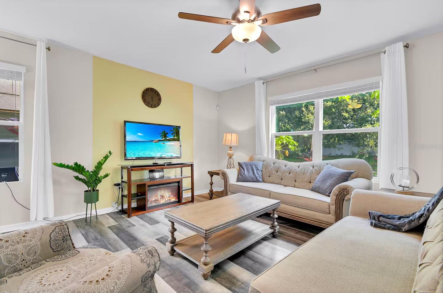 10108 HAWK STORM AVE — photo 14
