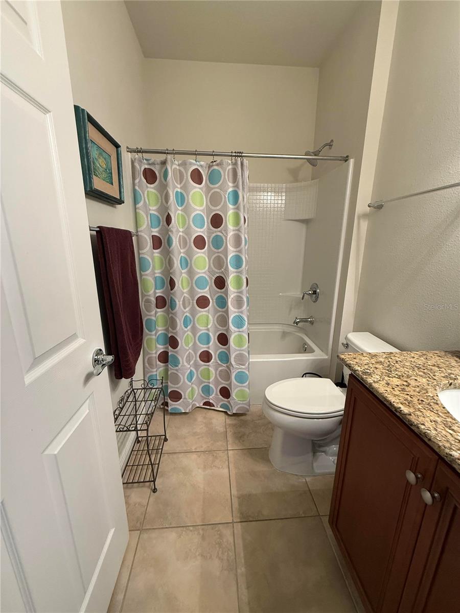 352 LAUREL FALLS DR — photo 37
