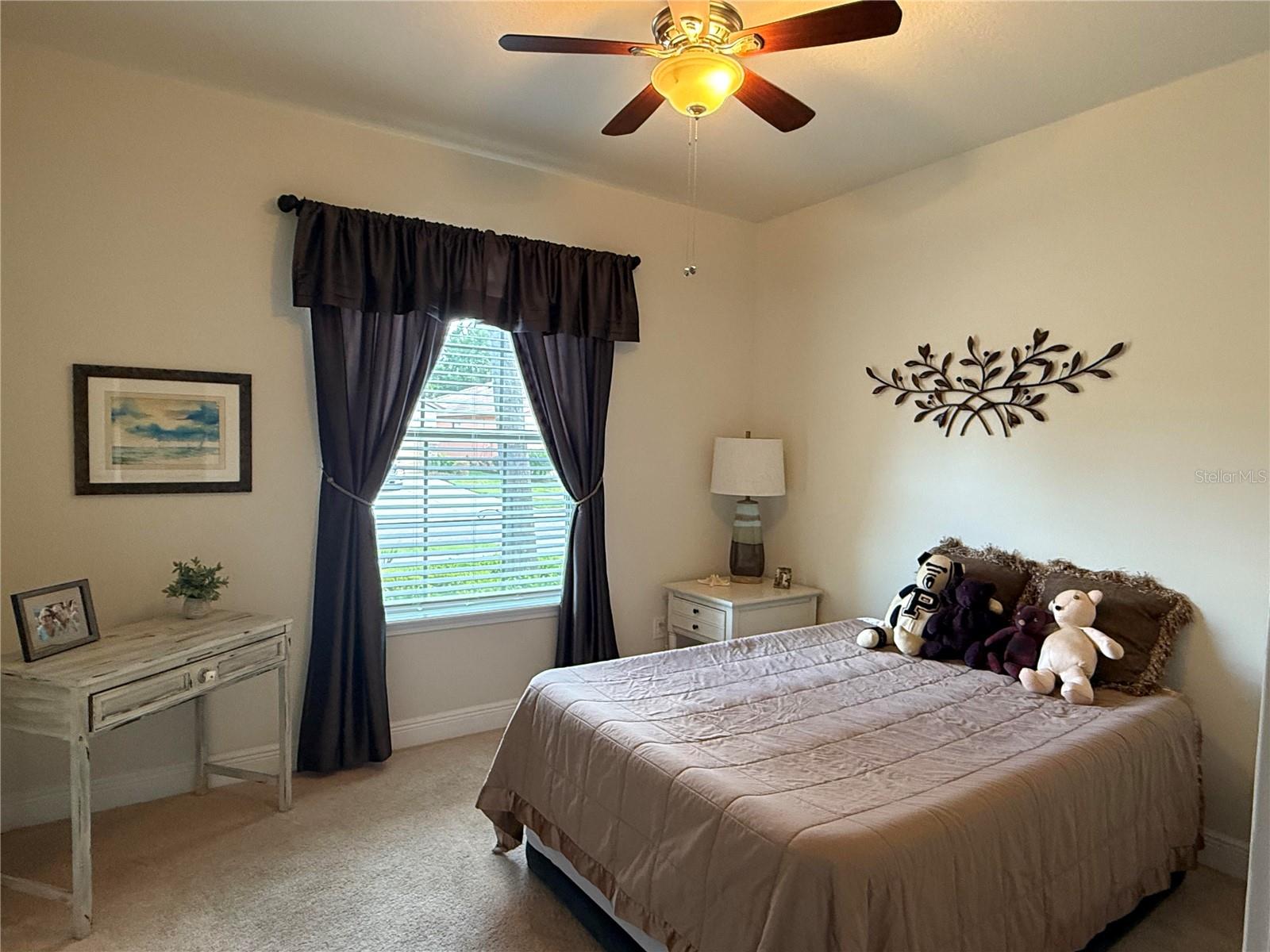 352 LAUREL FALLS DR — photo 35