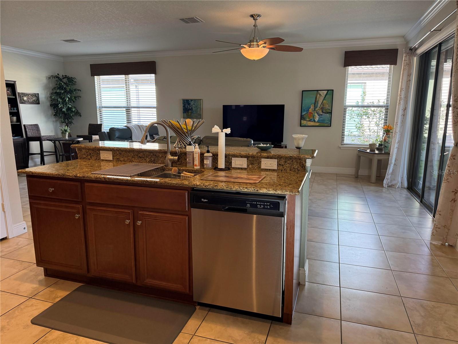 352 LAUREL FALLS DR — photo 14