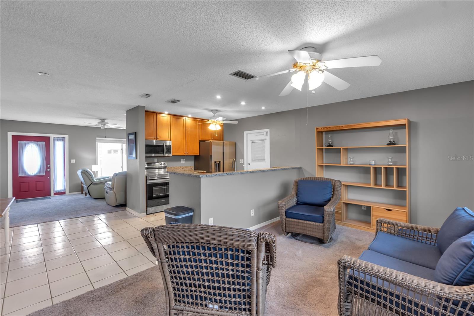 702 HUXLEY PL — photo 8