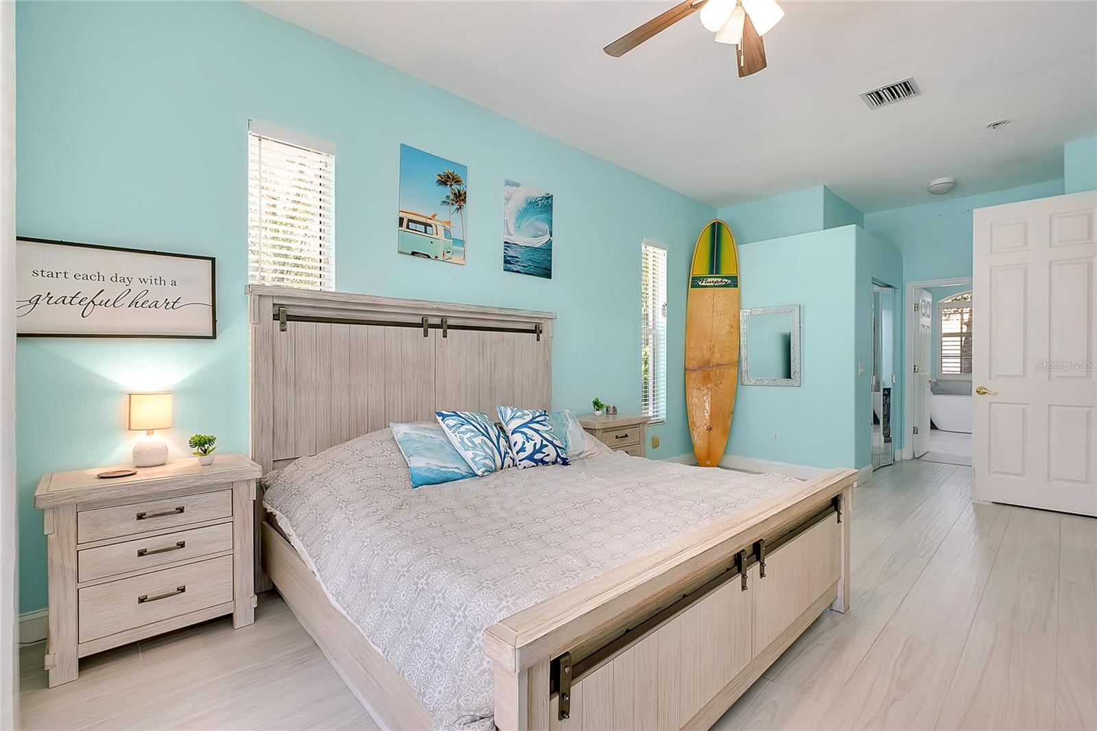 360 CEDARBROOK CT — photo 18