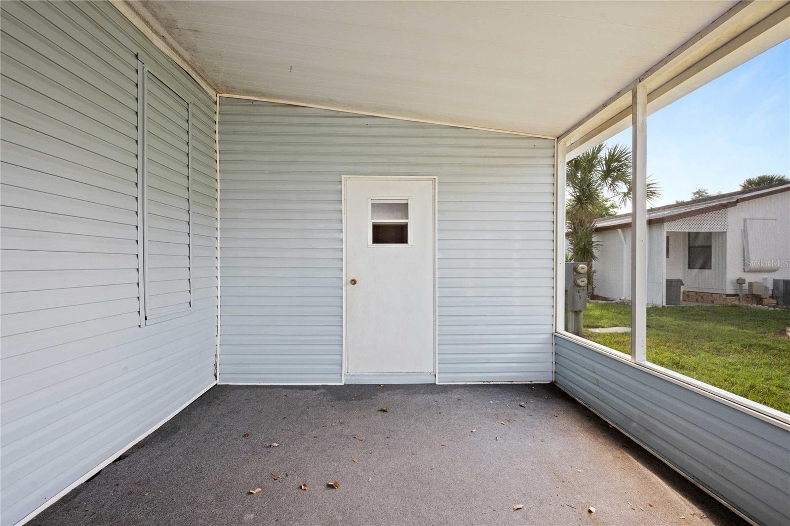 3210 HICKORY DR — photo 28
