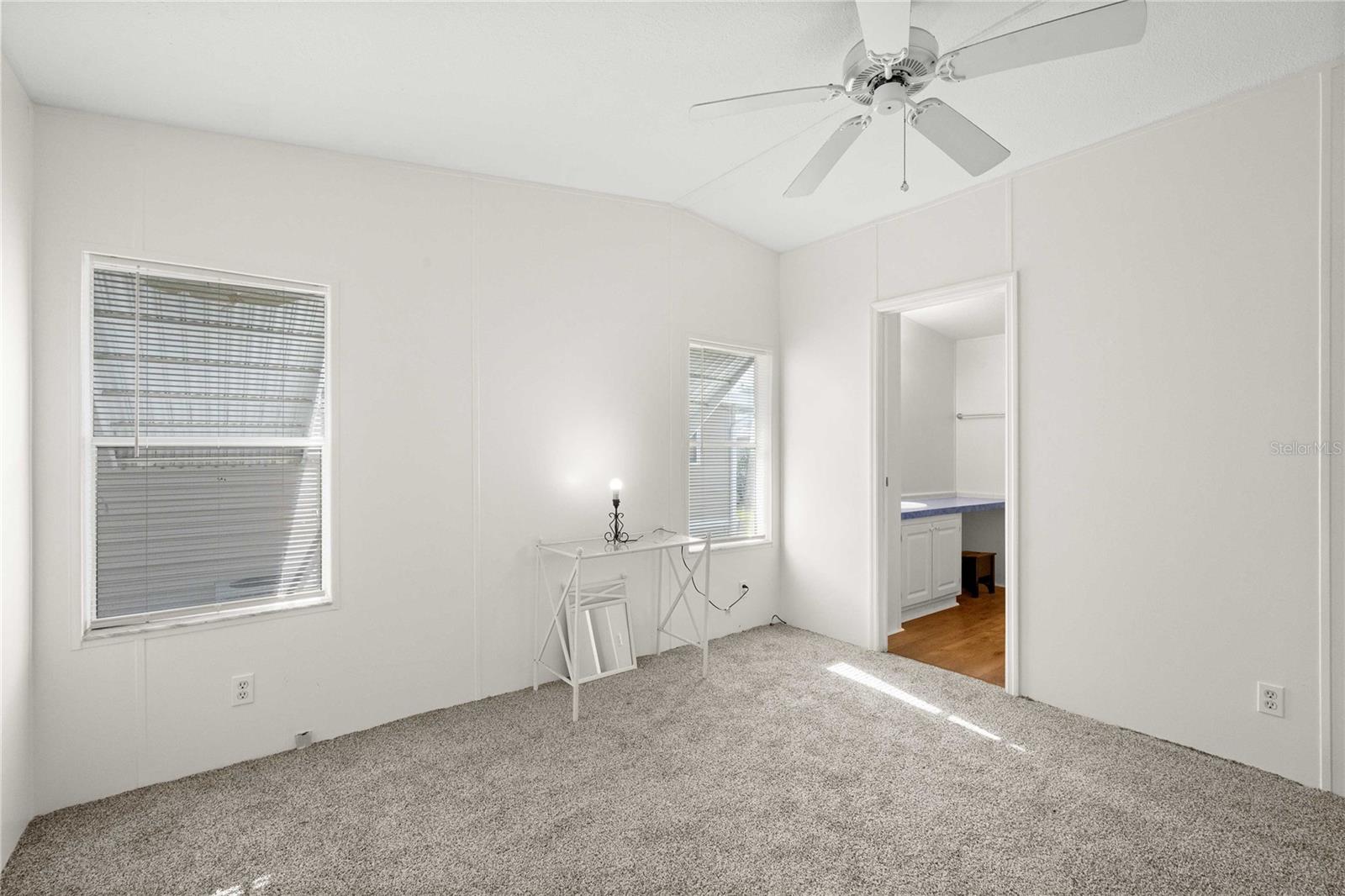 3210 HICKORY DR — photo 23