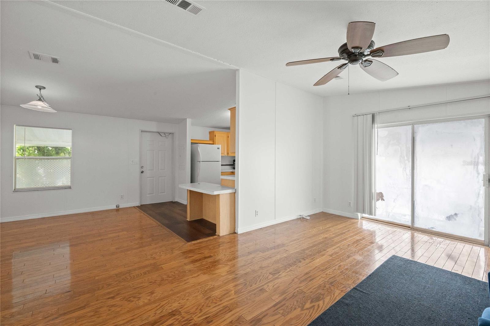 3210 HICKORY DR — photo 17