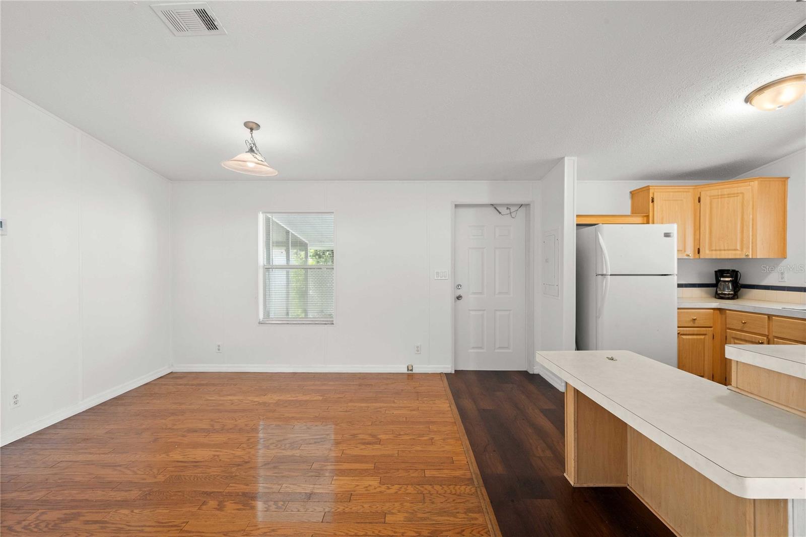 3210 HICKORY DR — photo 12