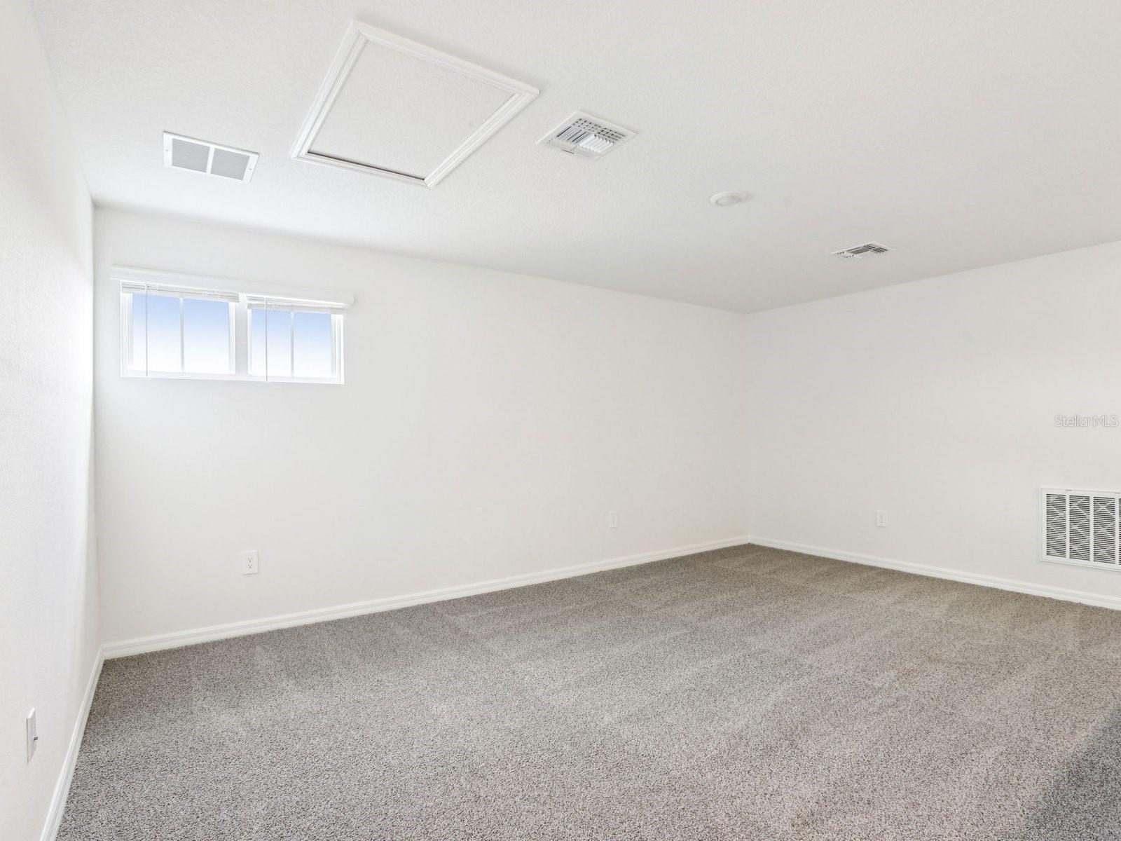 1713 DRAUGHTON DR — photo 16