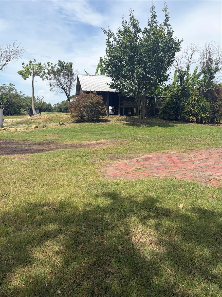 1740 BAYSHORE DR — photo 3